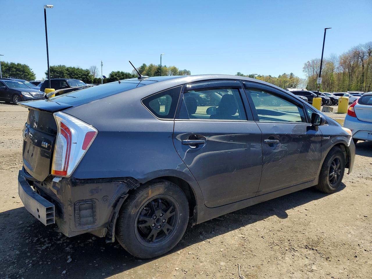 2014 TOYOTA PRIUS THRE