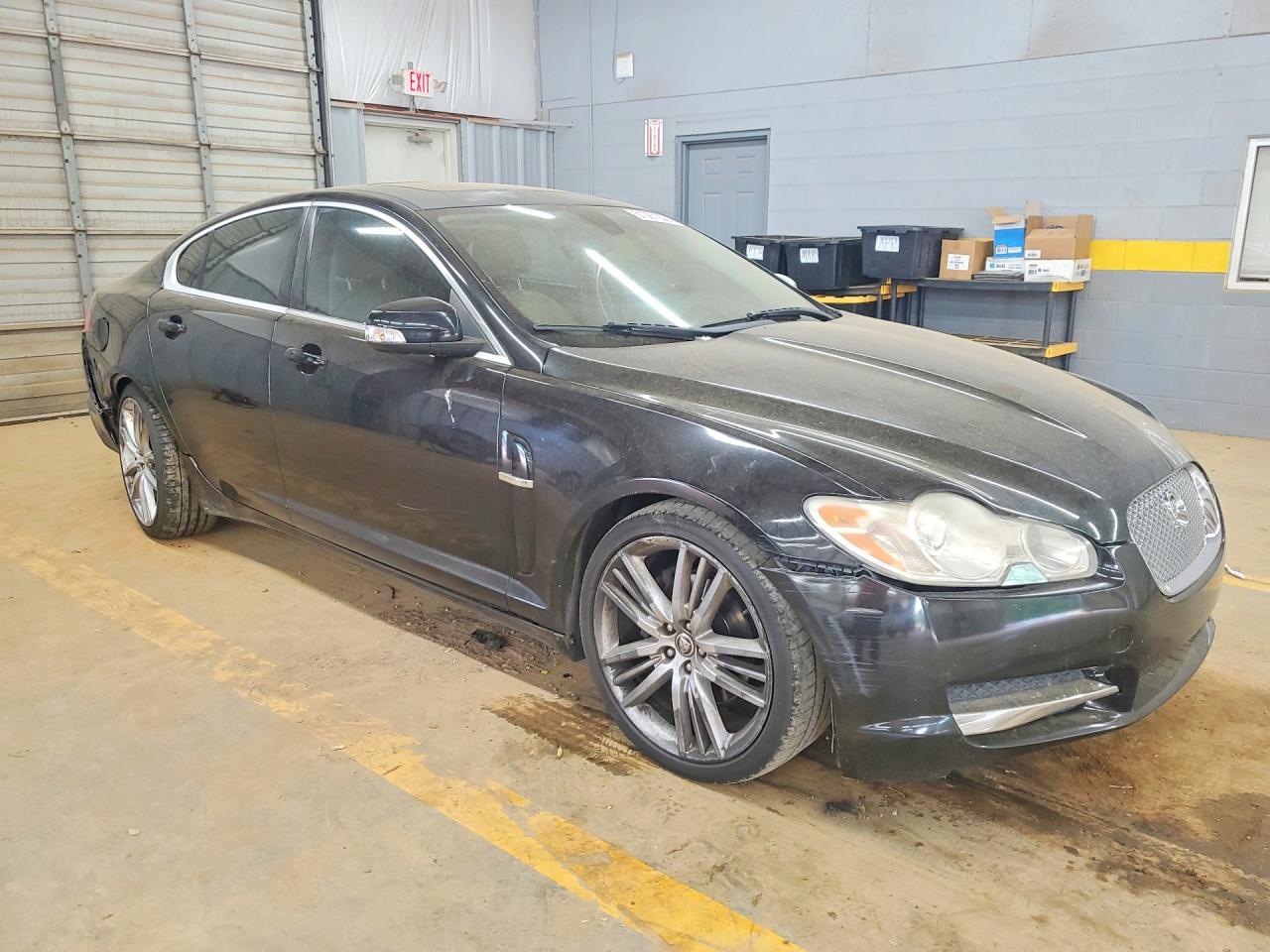 2009 JAGUAR XF