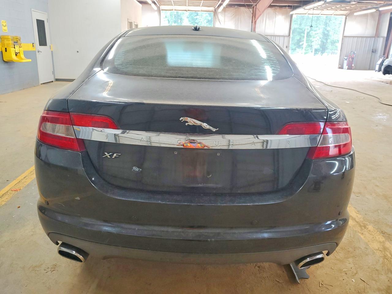 2009 JAGUAR XF
