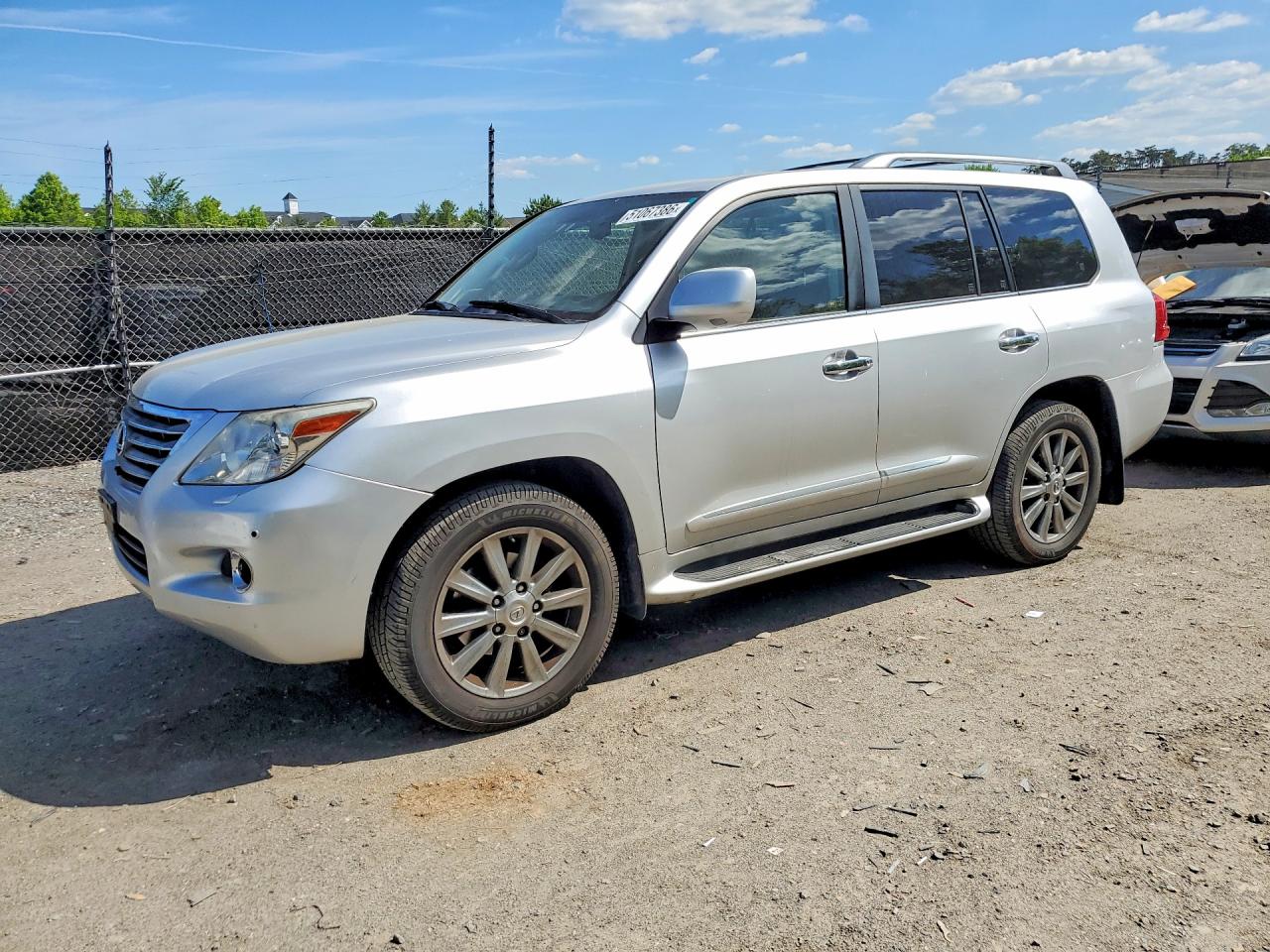 2011 LEXUS LX570