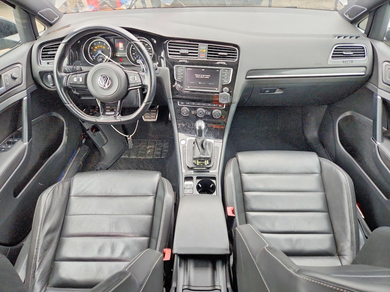 2016 VOLKSWAGEN GOLF