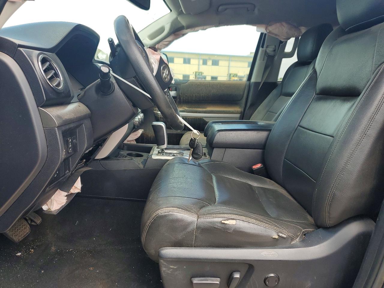 2016 TOYOTA TUNDRA