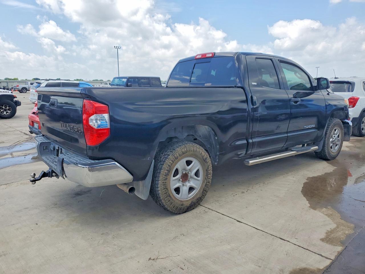 2016 TOYOTA TUNDRA