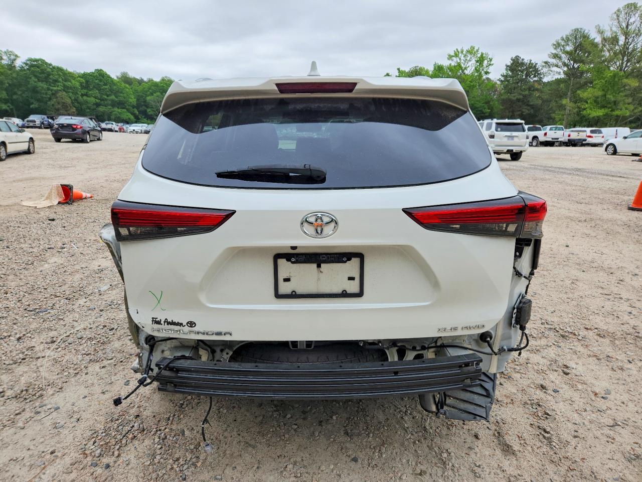 2020 TOYOTA HIGHLANDER