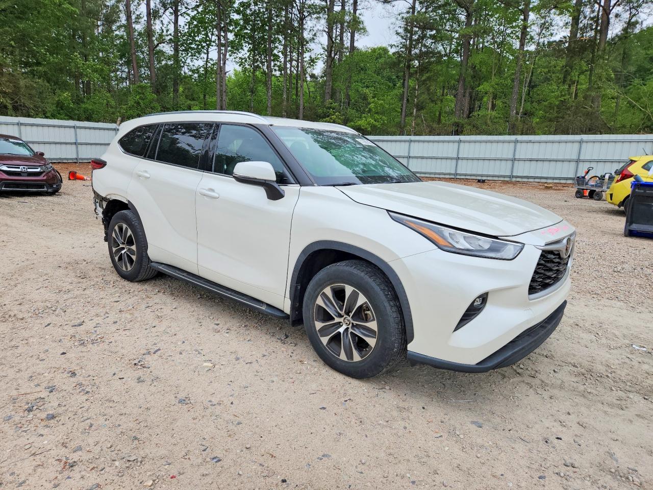 2020 TOYOTA HIGHLANDER