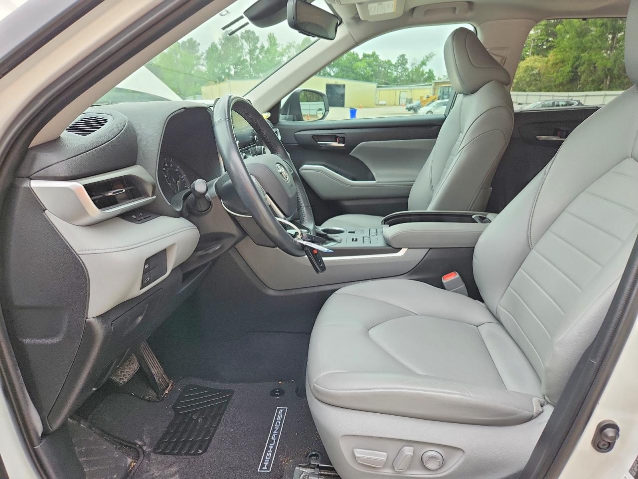 2020 TOYOTA HIGHLANDER