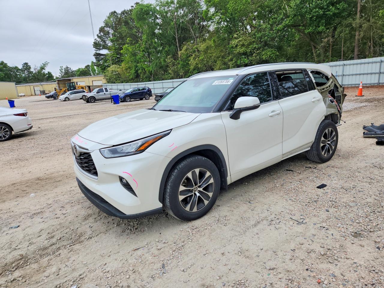 2020 TOYOTA HIGHLANDER