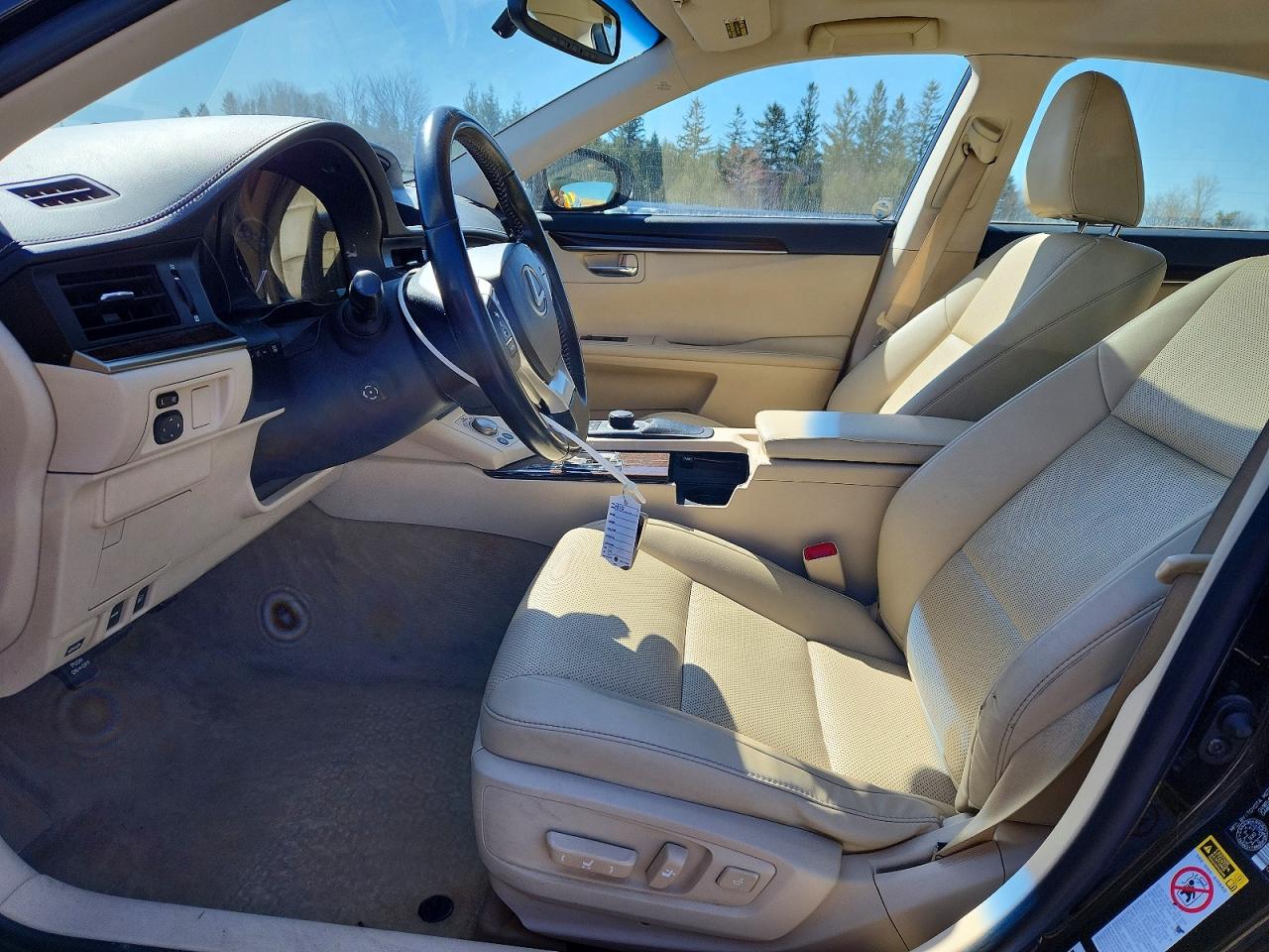 2015 LEXUS ES300