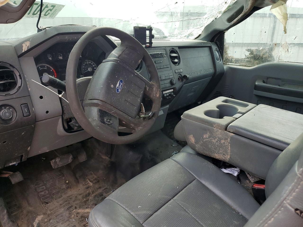 2012 FORD F550