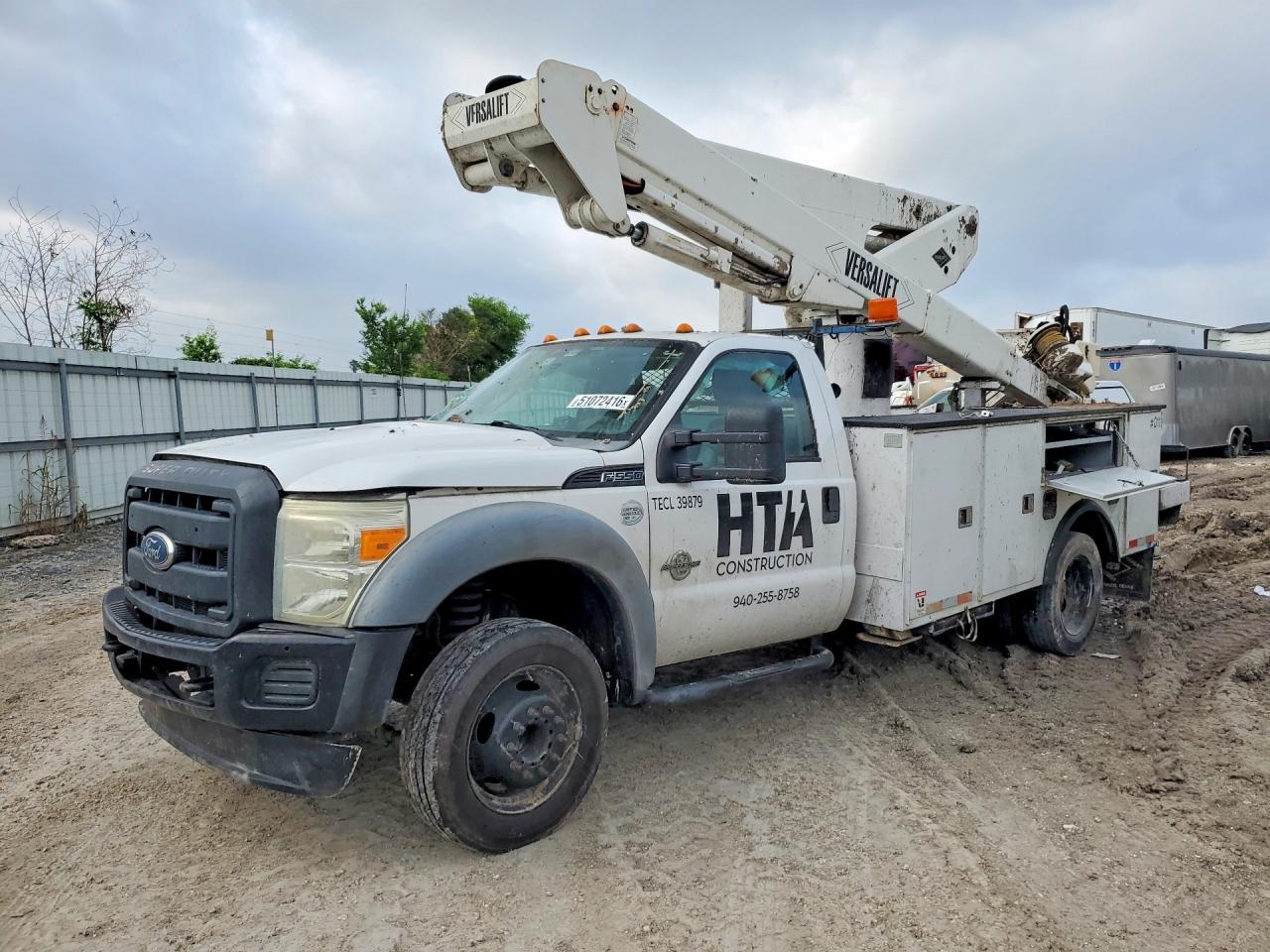 2012 FORD F550