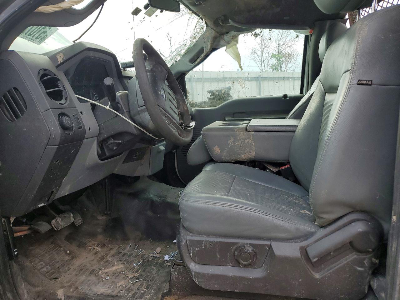 2012 FORD F550