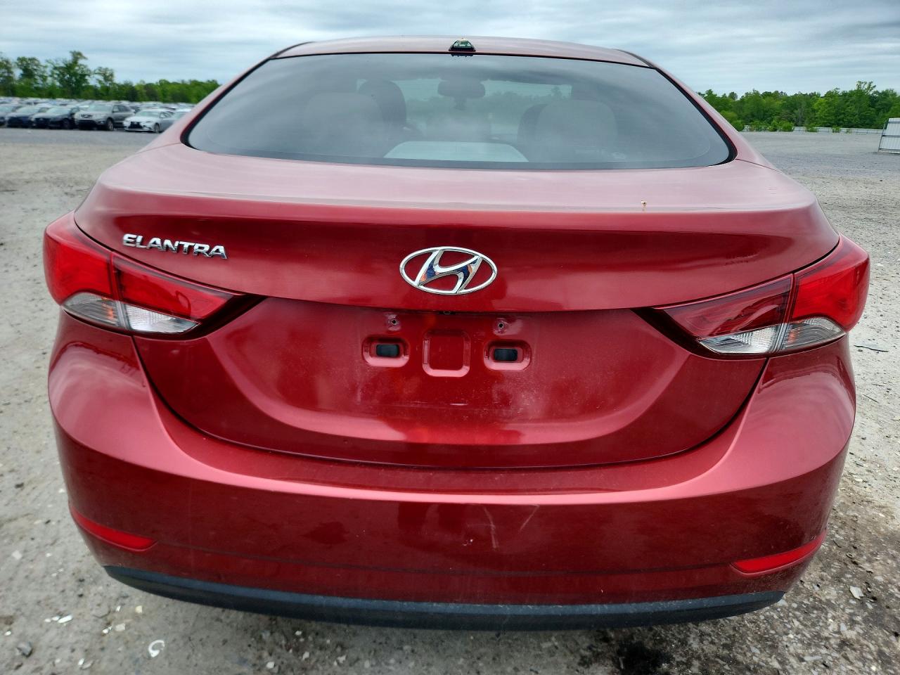 2016 HYUNDAI ELANTRA