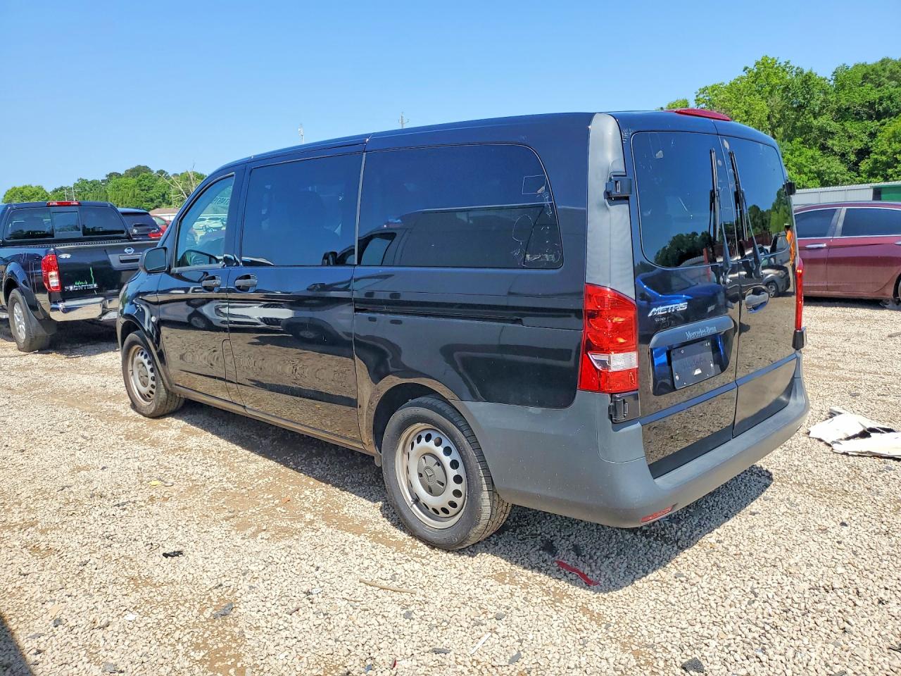 2019 MERCEDES-BENZ METRIS