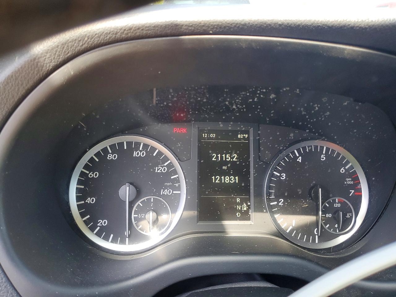 2019 MERCEDES-BENZ METRIS