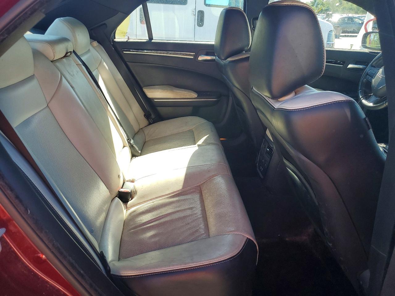 2018 CHRYSLER 300