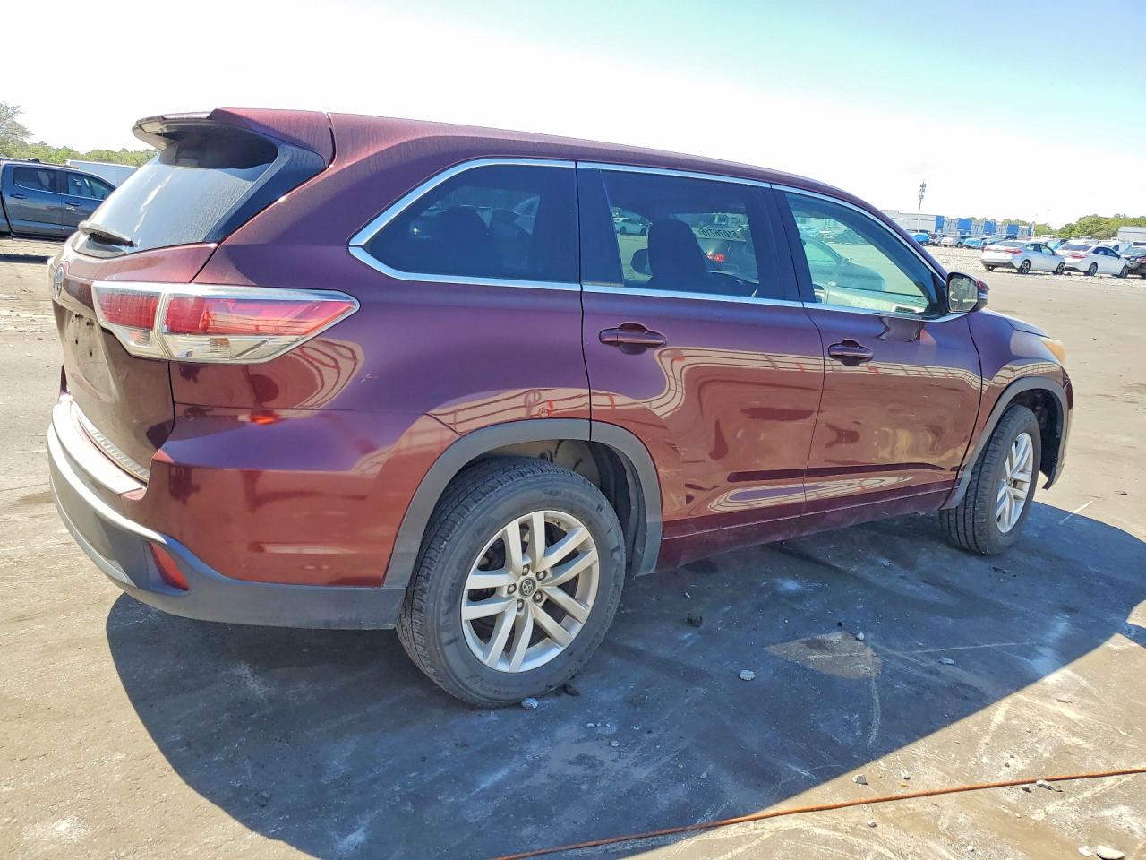 2016 TOYOTA HIGHLANDER
