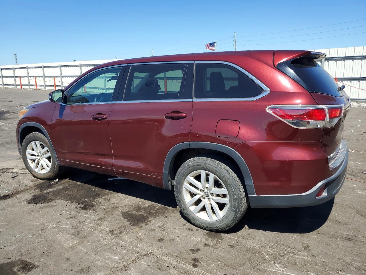 2016 TOYOTA HIGHLANDER