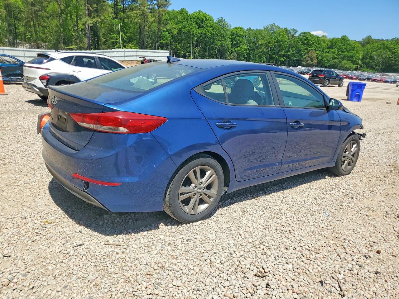 2017 HYUNDAI ELANTRA