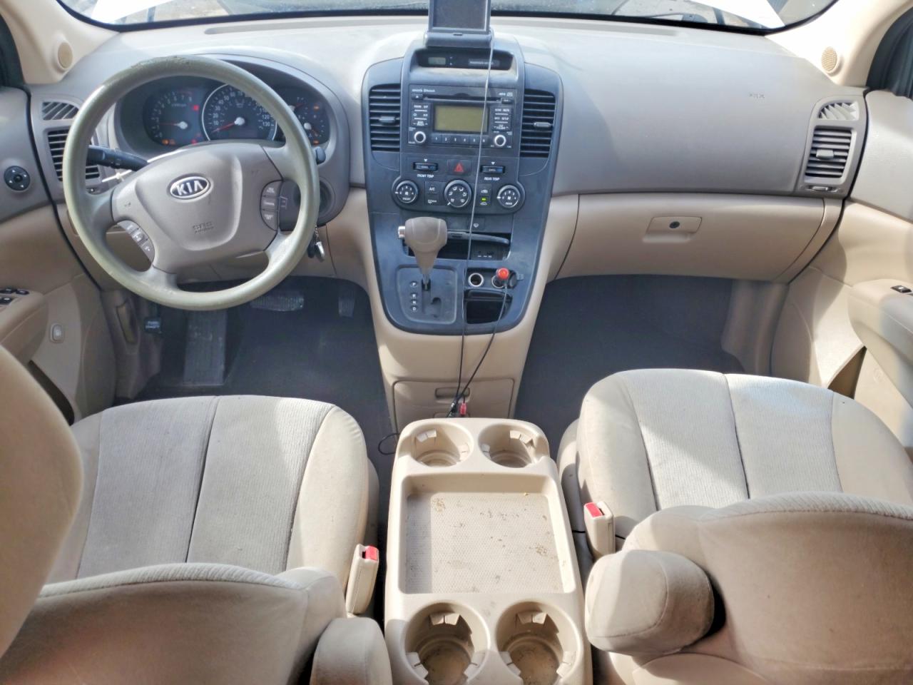 2011 KIA SEDONA