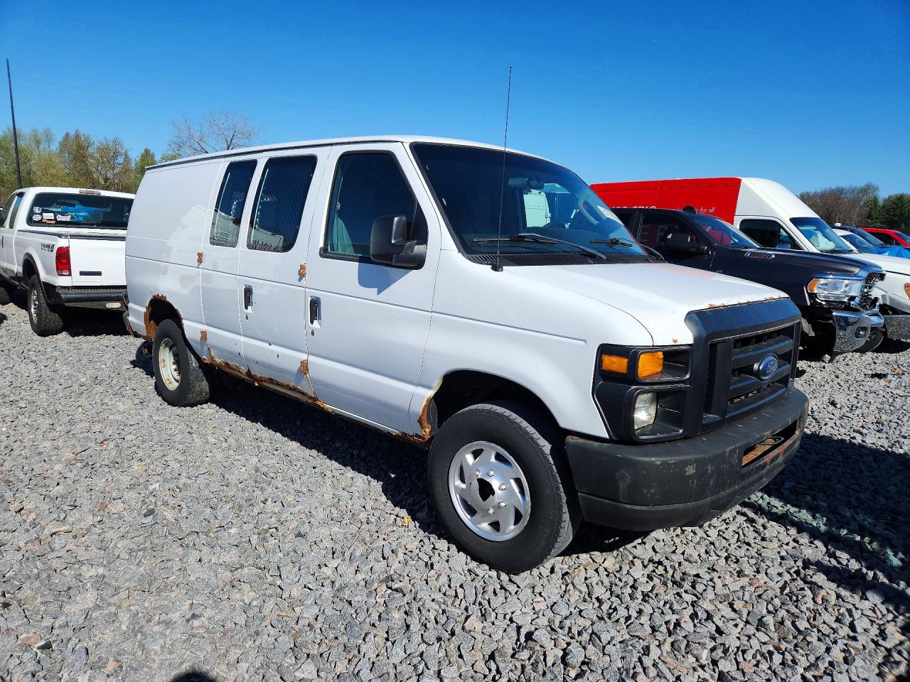 2011 FORD ECONOLINE