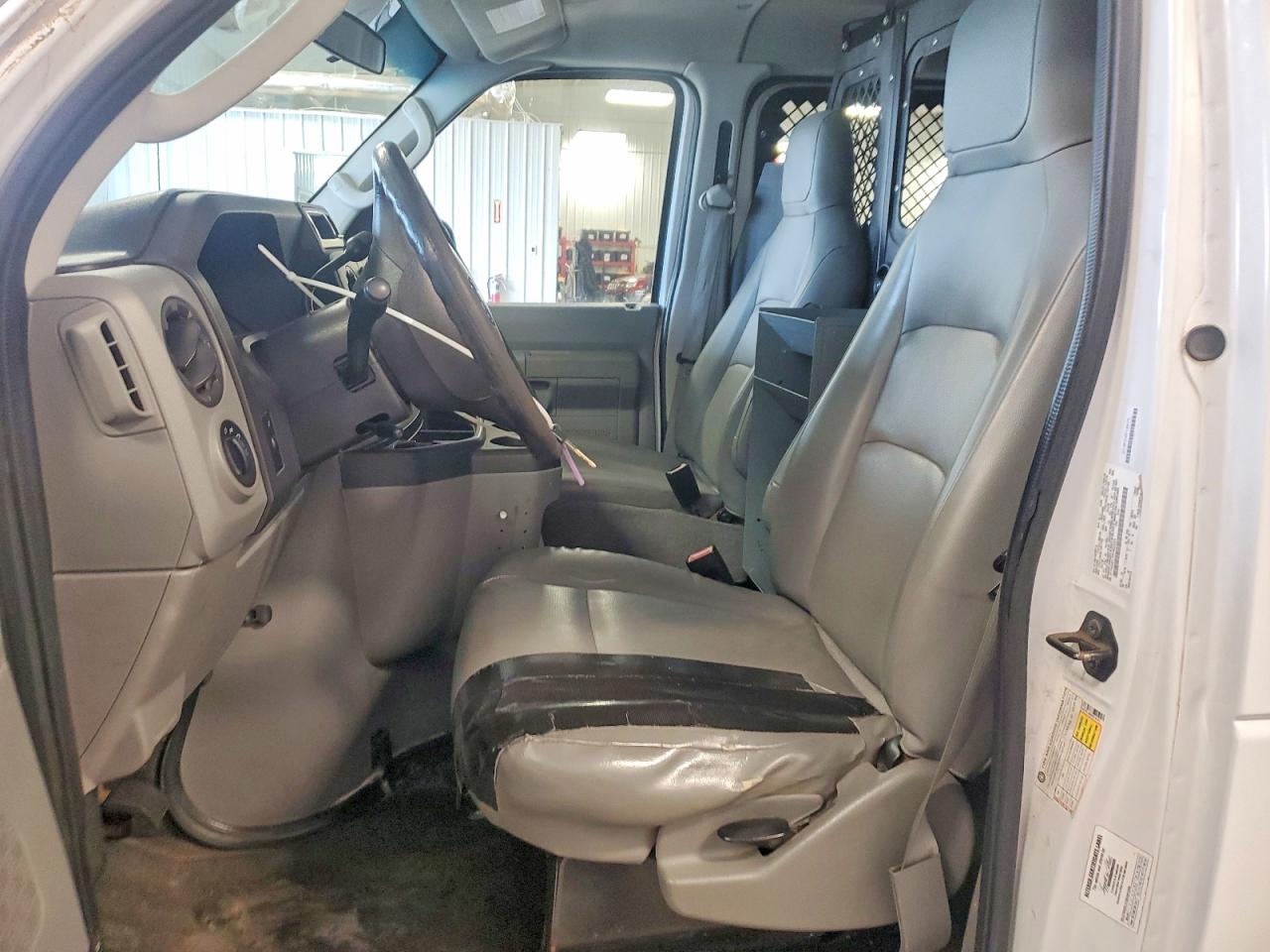 2011 FORD ECONOLINE