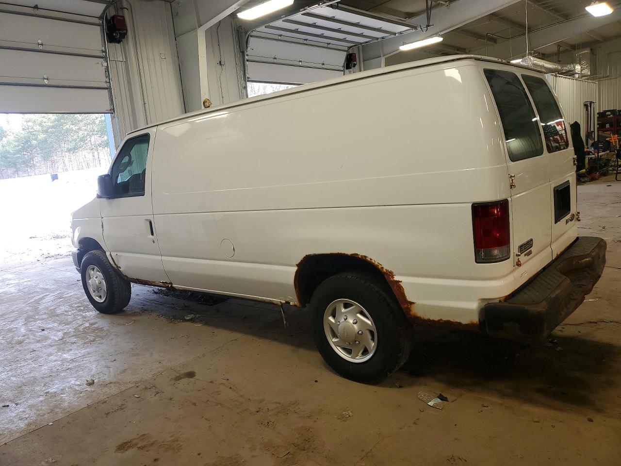 2011 FORD ECONOLINE