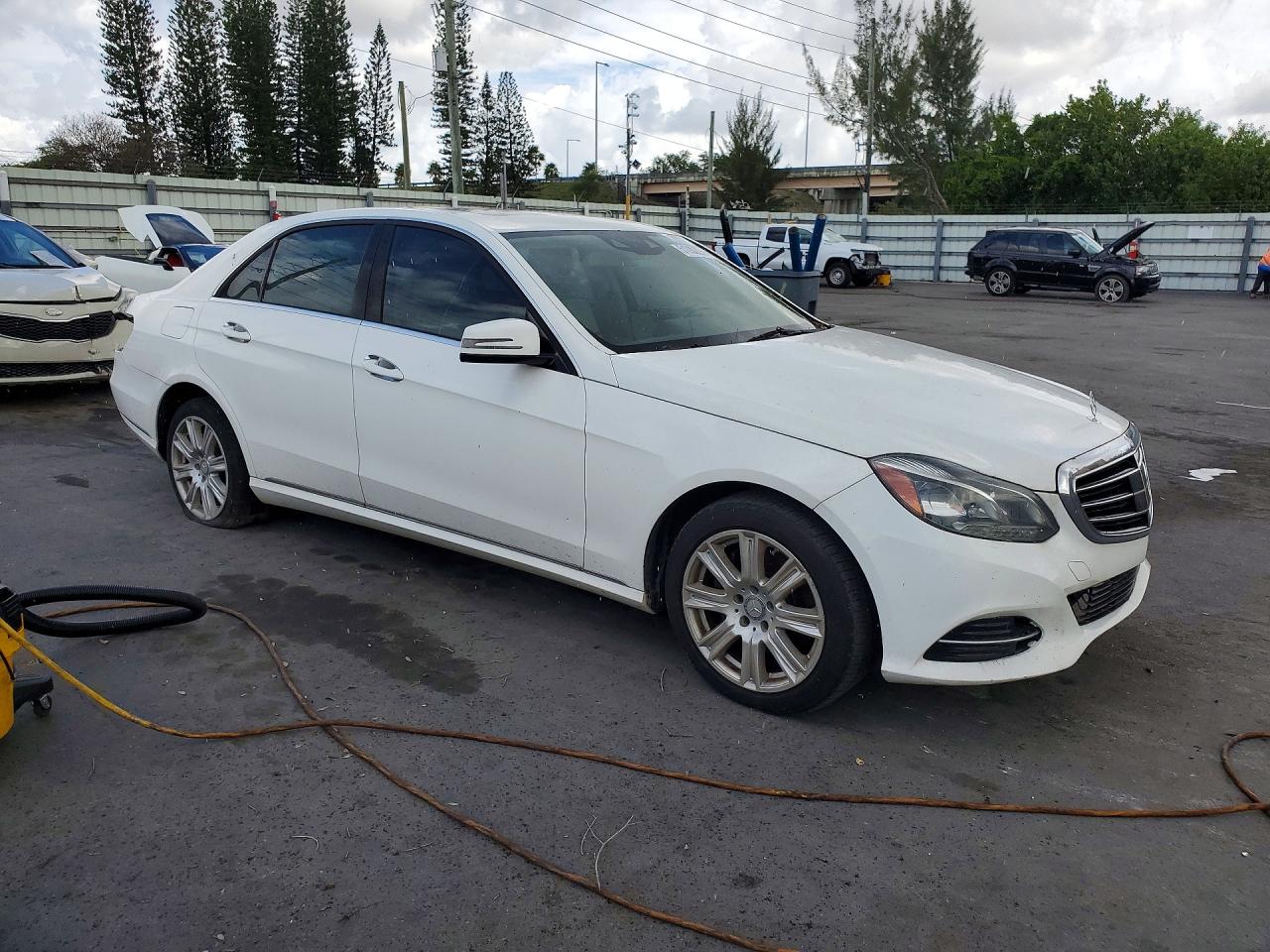 2014 MERCEDES-BENZ E-CLASS