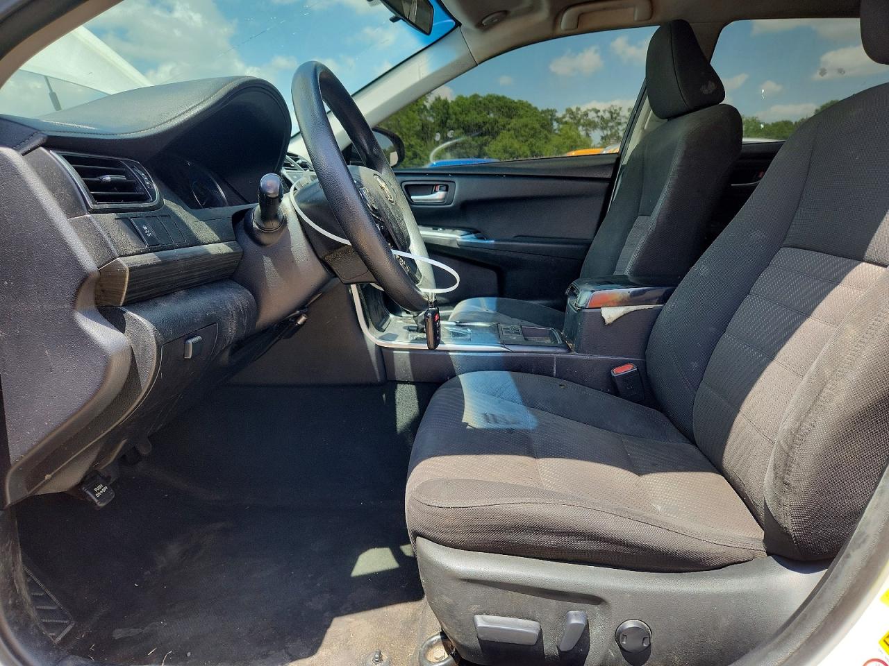 2016 TOYOTA CAMRY SOLA