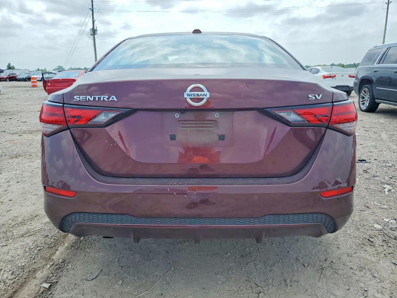 2023 NISSAN SENTRA