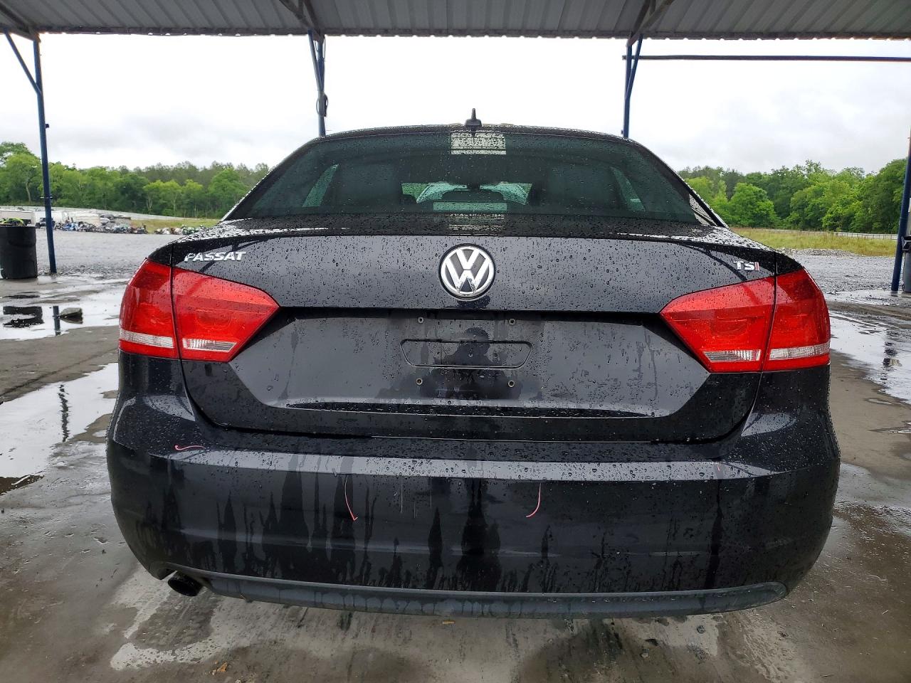 2015 VOLKSWAGEN PASSAT