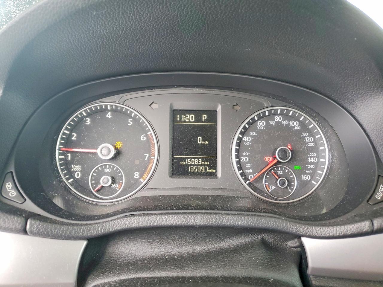 2015 VOLKSWAGEN PASSAT