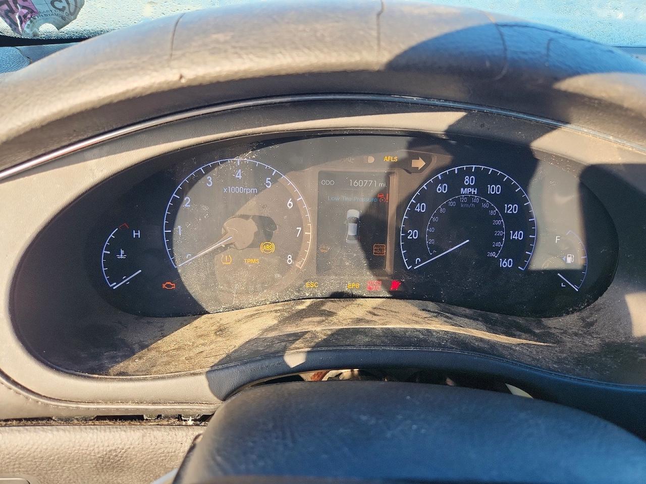 2014 HYUNDAI GENESIS