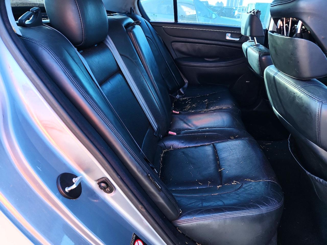 2014 HYUNDAI GENESIS