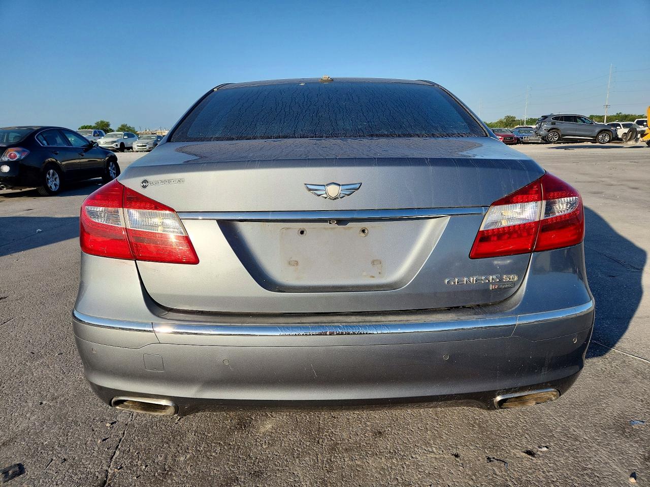2014 HYUNDAI GENESIS