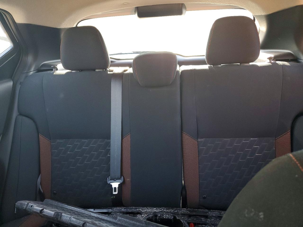 2024 NISSAN KICKS