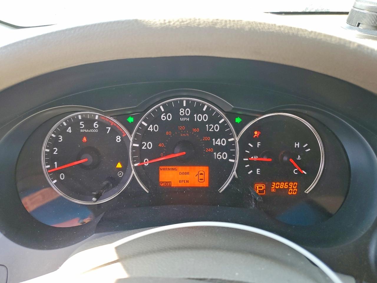 2010 NISSAN ALTIMA