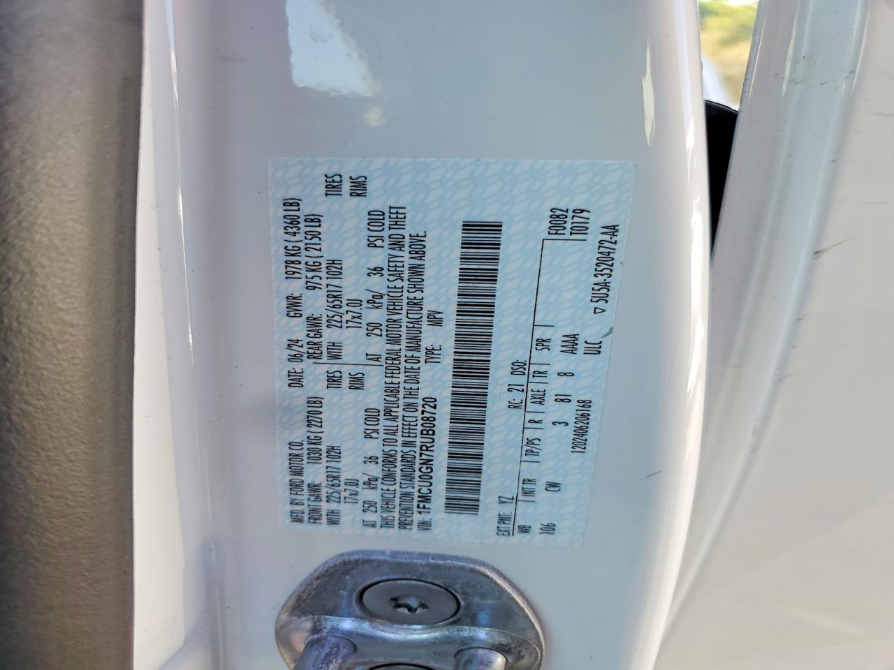 2024 FORD ESCAPE
