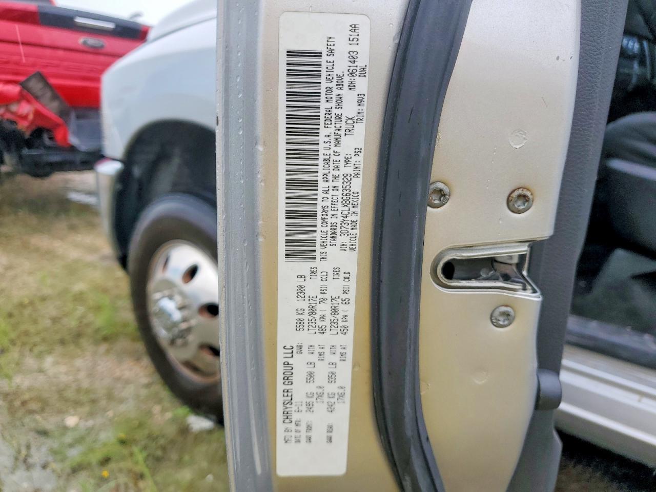 2011 DODGE RAM 3500