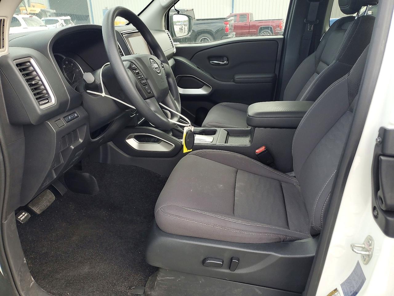 2024 NISSAN FRONTIER