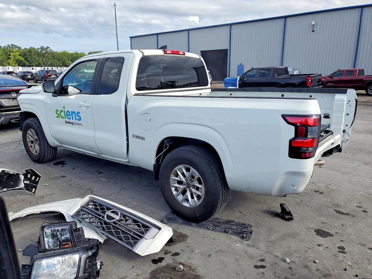 2024 NISSAN FRONTIER