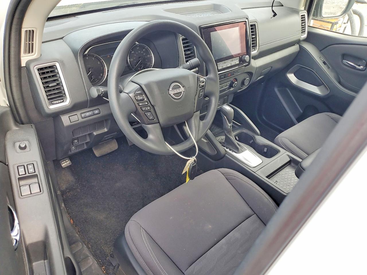 2024 NISSAN FRONTIER