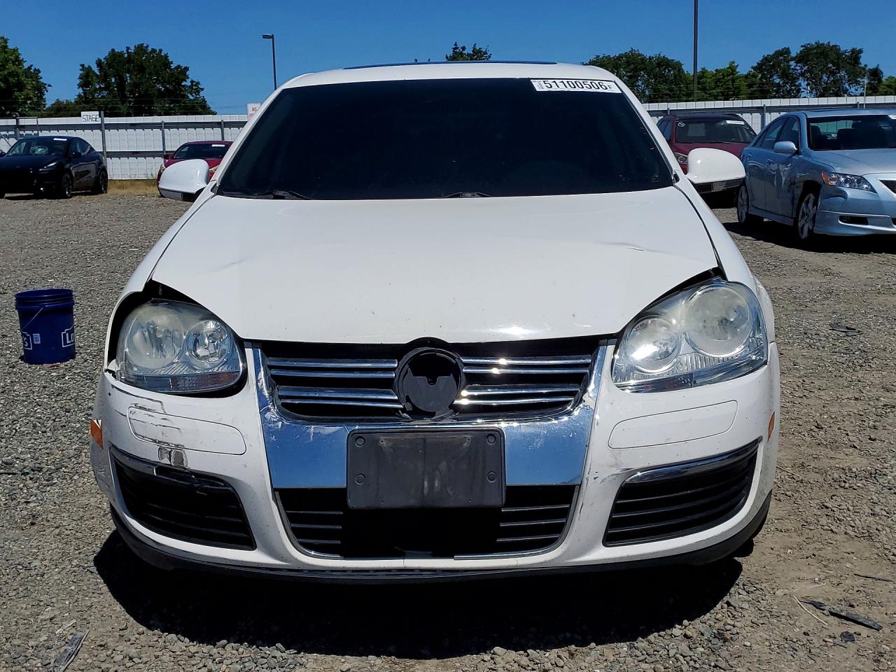 2010 VOLKSWAGEN JETTA
