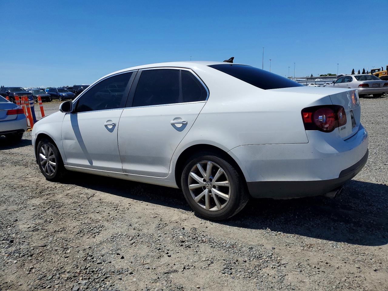 2010 VOLKSWAGEN JETTA