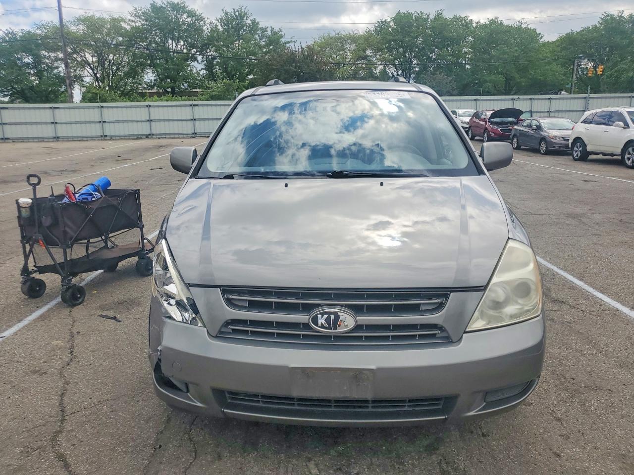 2010 KIA SEDONA