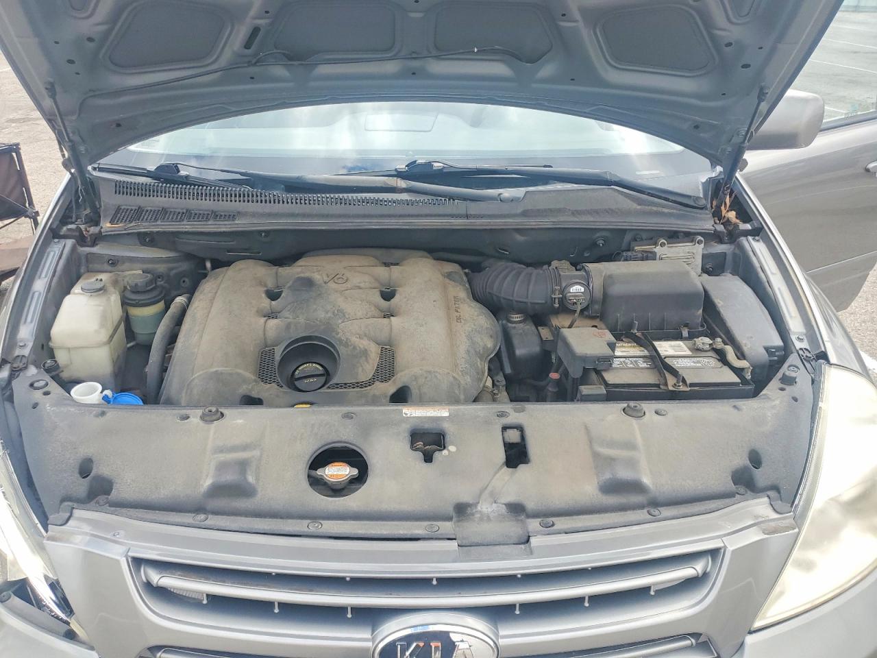 2010 KIA SEDONA