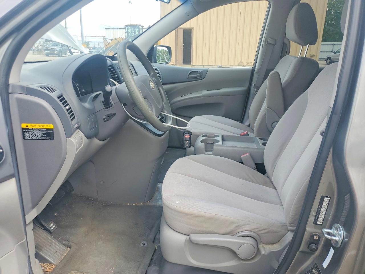 2010 KIA SEDONA