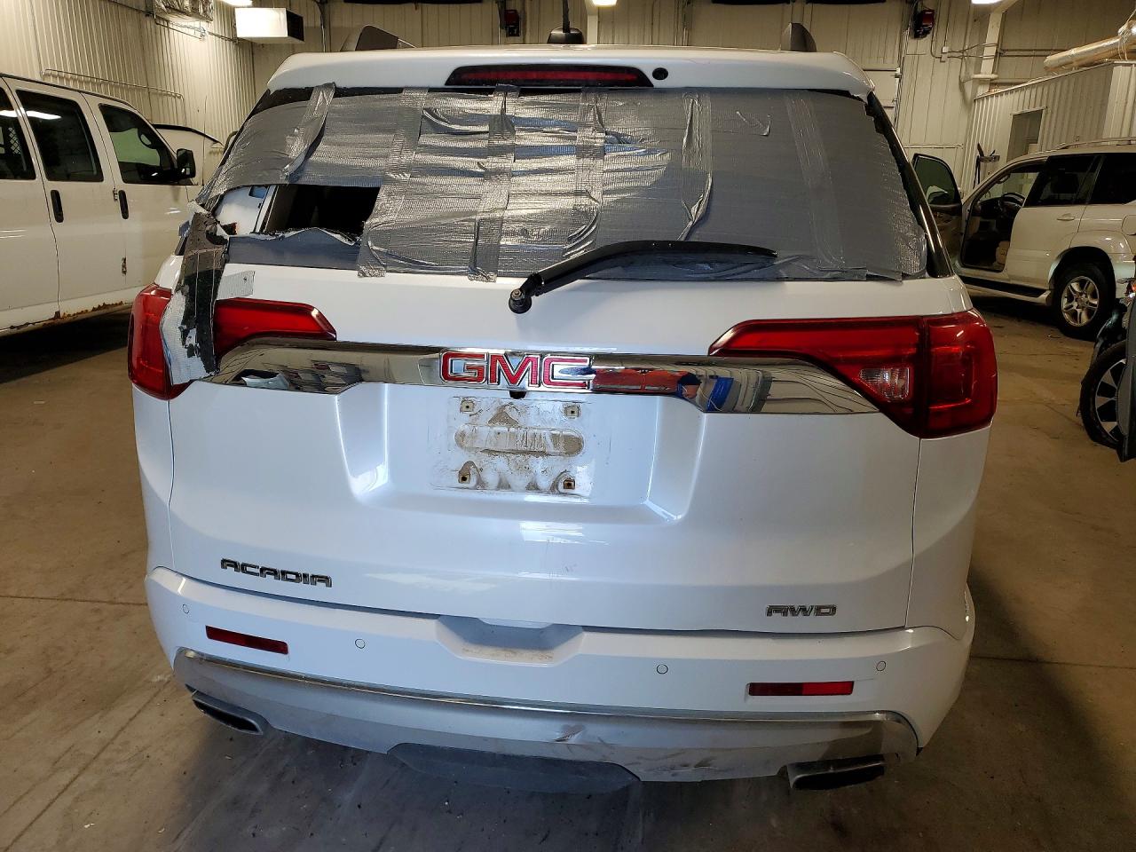 2017 GMC ACADIA DEN