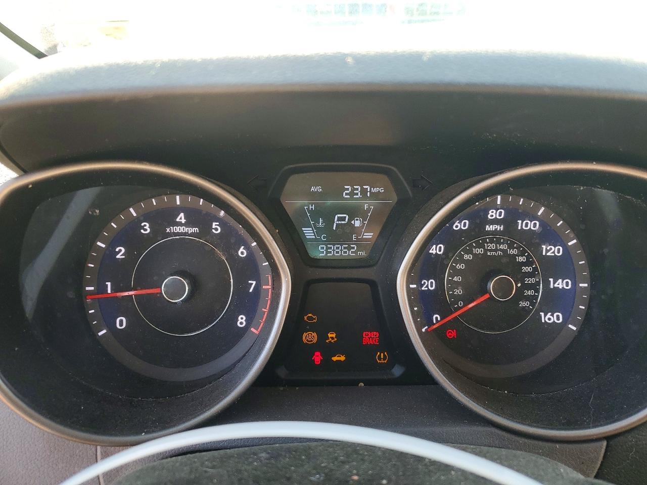 2014 HYUNDAI ELANTRA