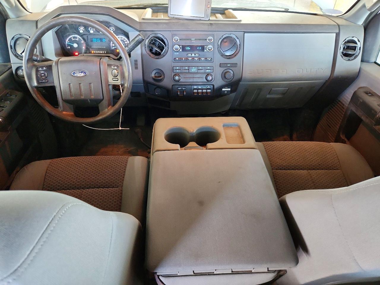 2016 FORD F550