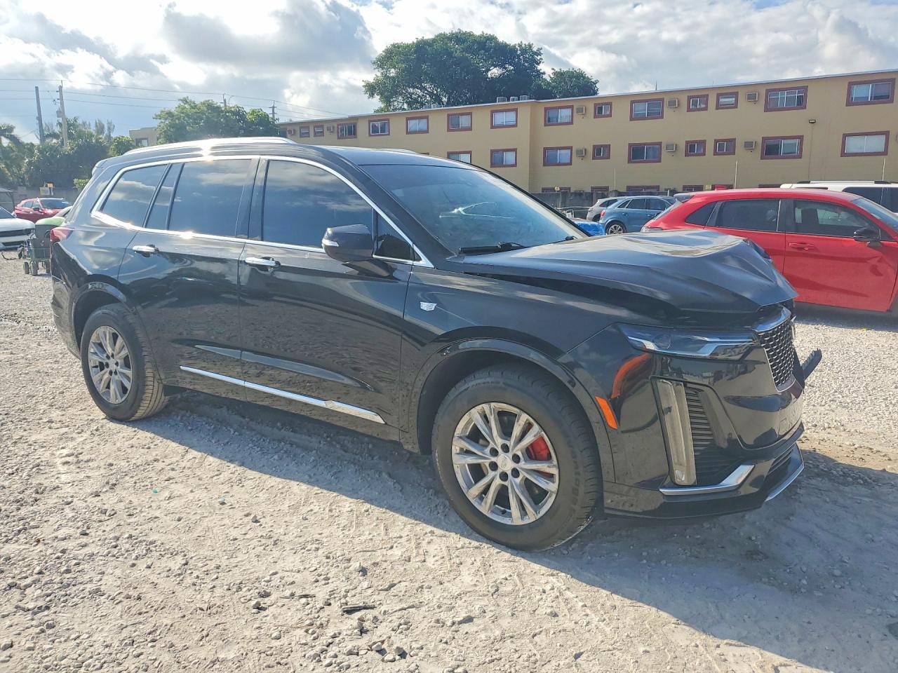 2021 CADILLAC XT6